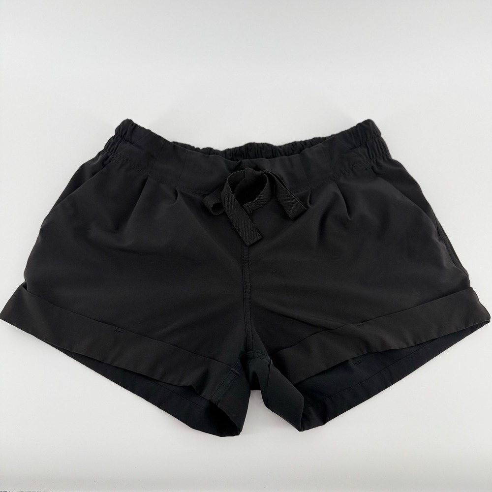 Lululemon Spring Break Away Shorts Womens 6 Black Ribbon Tie Cuffed Hem